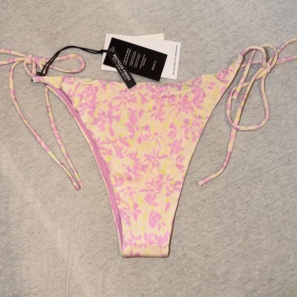NWT RVCA Bikini Bottoms - Picture 2 of 4